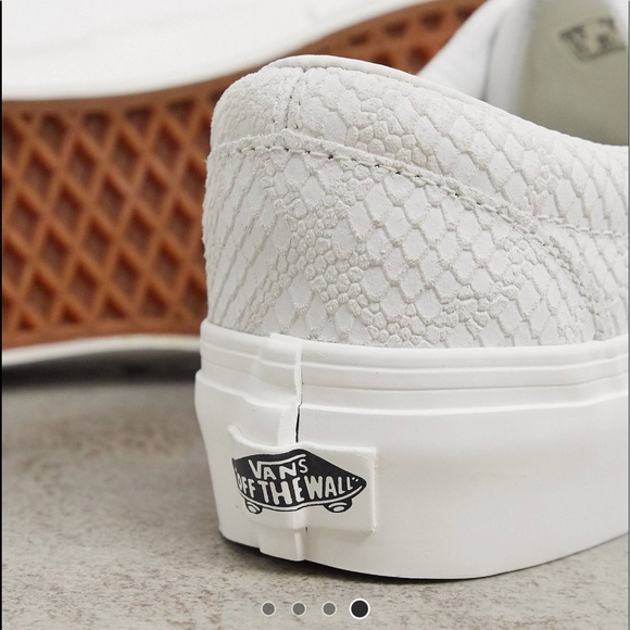 Vans Era Platform Animal Emboss Sneakers - Picture 4 of 4